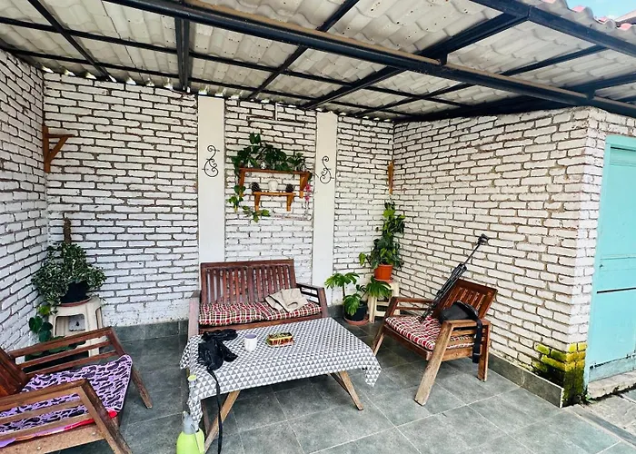 Rara'z Bed and breakfast 3*